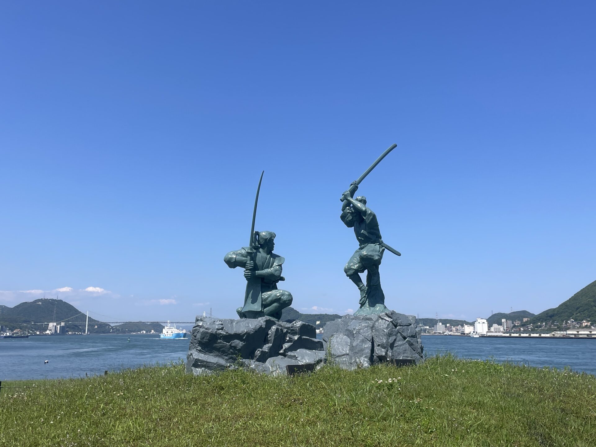 巌流島　武蔵と小次郎